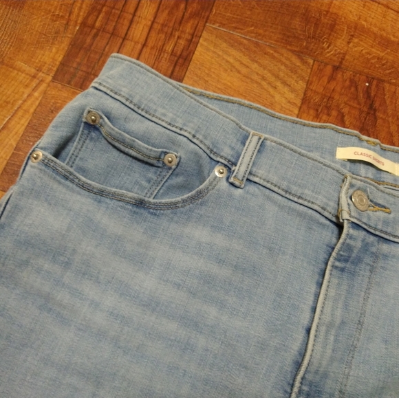 Levi's Light Blue Jean Classic Shorts Sz 31 - Picture 3 of 7